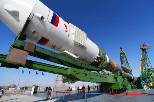 Bertemu di Kosmodrom Vostochny, Roket Apa yang Dilihat Putin dan Kim Jong-un?