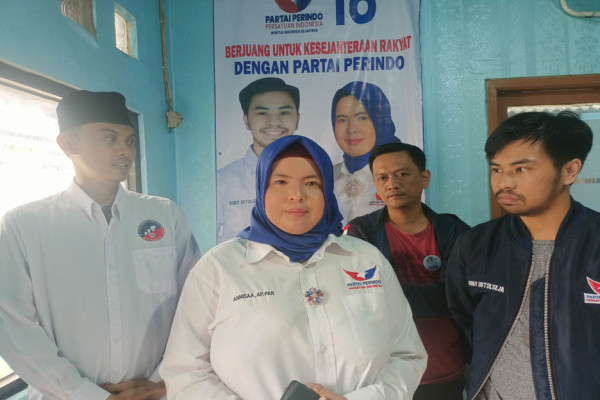Bacaleg Perindo Bagikan KTA Asuransi dan Cek Kesehatan Gratis di Beji Depok
