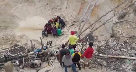Tertimbun Longsor, Penambang Emas di Kuansing Ditemukan Sudah Tak Bernyawa