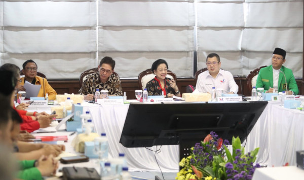 HT Bagikan Momen Rapat Perdana TPN Ganjar Pranowo