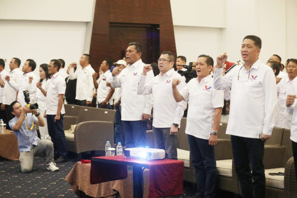 Konsolidasi di Pangkalpinang, HT Tegaskan Strategi Pemenangan