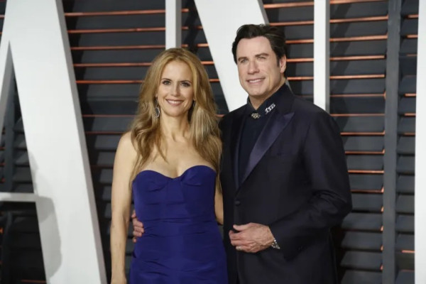 7 Artis Hollywood yang Menikah dengan Penggemar, Salah Satunya Tom Cruise