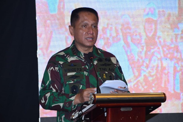 Komandan Pusterad Sejak Validasi Organisasi, Nomor 1 Jenderal Bintang 3 TNI AD Pertama asal Papua