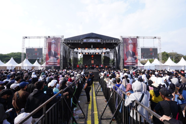 Kemeriahan Ganjar Pranowo Festival ke-8 di Benteng Vastenburg