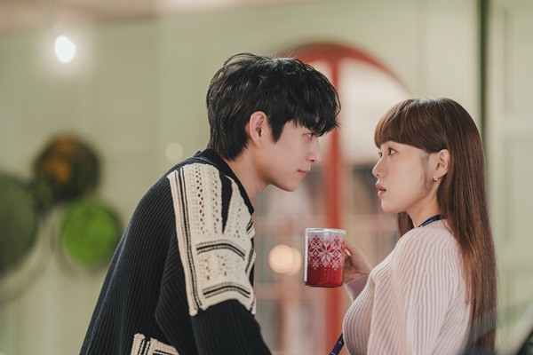 7 Drakor Rating Tertinggi tentang Seleb Pacaran dengan Orang Biasa, Ada Jo In-Sung