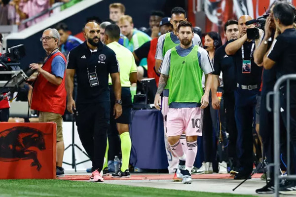 Edan! Pengawal Lionel Messi Dapat Tawaran Rp770 Juta Cuma Posting Foto di Situs Dewasa