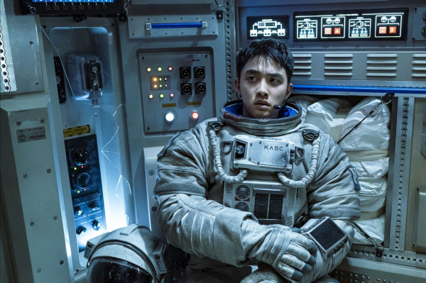 5 Drakor dan Film yang Dibintangi Member EXO pada 2023