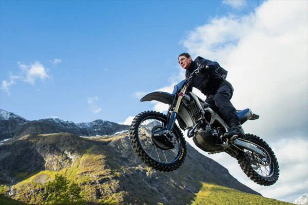 9 Film Action Seru dengan Pemeran Utama Sudah Sepuh