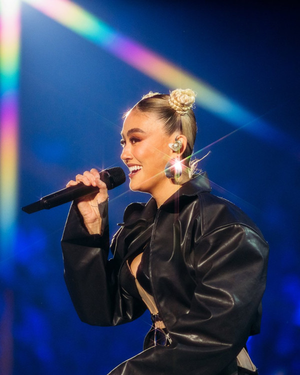 5 Foto Agnez Mo di iHeartRadio Music Festival 2023, Tuai Pujian Netizen