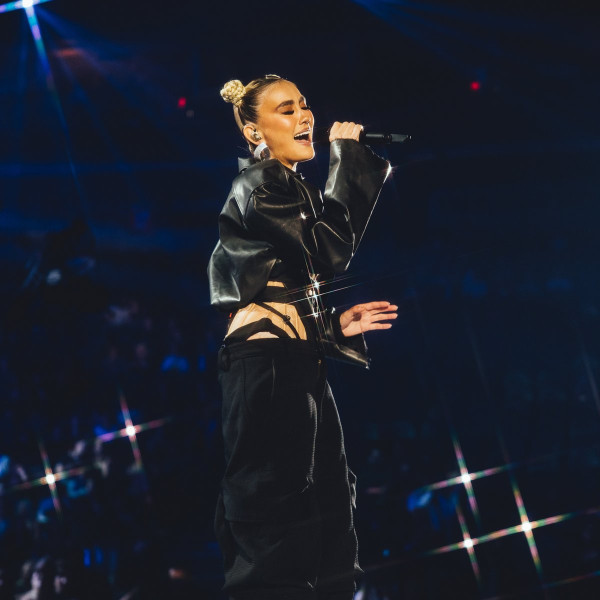5 Foto Agnez Mo di iHeartRadio Music Festival 2023, Tuai Pujian Netizen