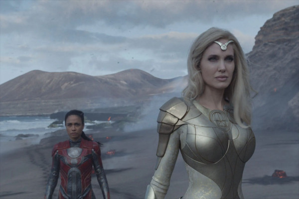 10 Pahlawan Marvel yang Masih Rahasiakan Identitasnya di MCU