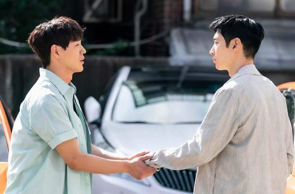 6 Drama Korea Rating Tertinggi tentang Karakter Utama yang Menyamar