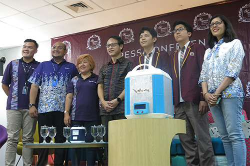 2 Siswa Binus School Sukses Bikin Mesin Pembuat Tempe, Siap Dipasarkan ke Eropa