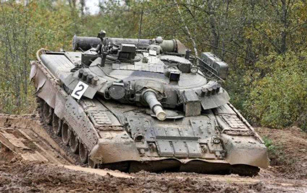 Rusia Terima Tambahan Tank T-80BVM Baru, Ini Persenjataan Andalannya