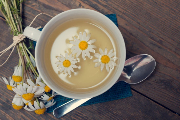 5 Jenis Teh yang Ampuh Meredakan Sakit Tenggorokan