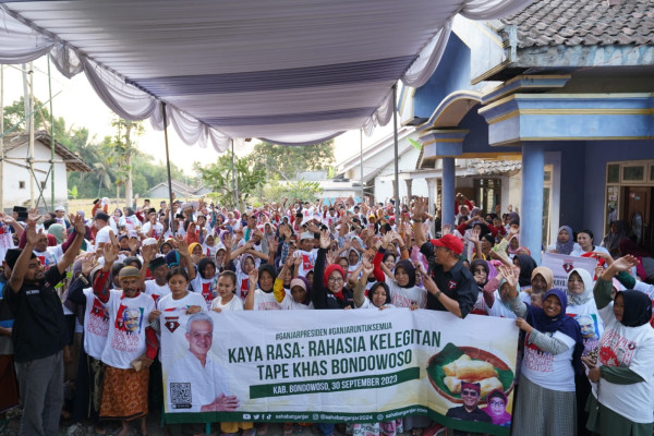 Relawan Ganjar Pranowo Jaring Dukungan Warga lewat Pelatihan Pembuatan Tapai