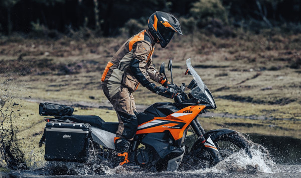 Dijual Hanya 700 Unit, Motor Reli KTM 890 2023 Ludes dalam Tiga Hari