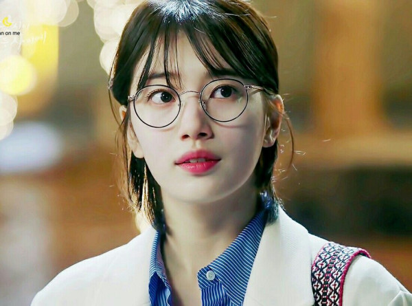 10 Drama Korea Bae Suzy Terpopuler, Terbaru Ada Doona!