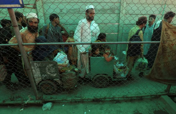 Mengapa 4,4 Juta Pengungsi Afghanistan Jadi Beban bagi Pakistan?