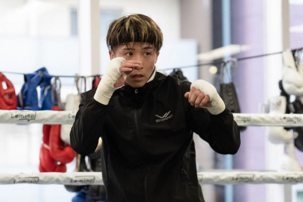 Perbandingan Rekor Naoya Inoue vs Jermell Charlo, Siapa yang Lebih Unggul?