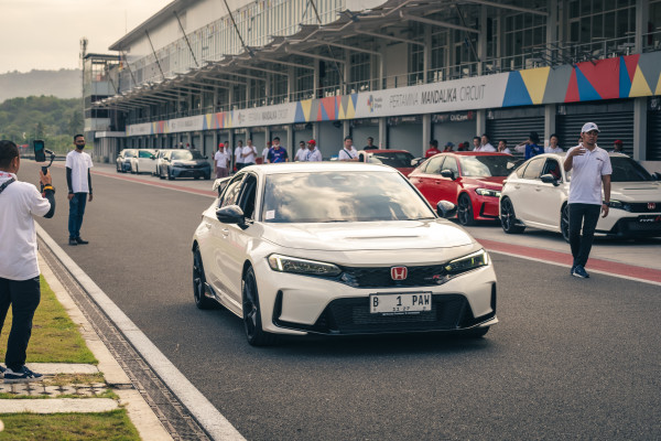 Sejarah Type R, Mobil-mobil Honda Terkencang yang Bisa Dipakai di Jalanan