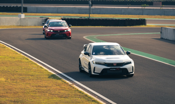Alasan Mengapa Type R Adalah Mobil Istimewa Bagi Penggemar Honda