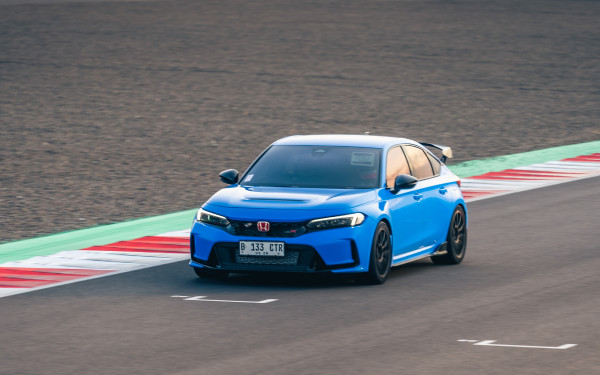 Ketika Mesin Turbo Honda Civic Type R Meraung di Sirkuit Mandalika
