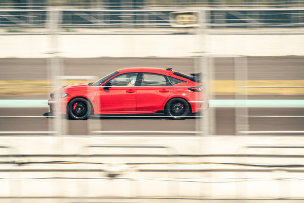 Ketika Mesin Turbo Honda Civic Type R Meraung di Sirkuit Mandalika