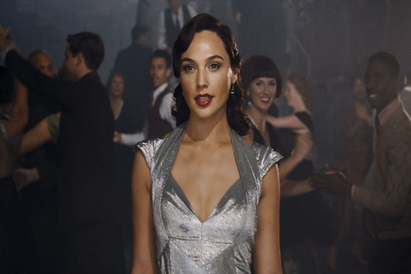 7 Film Paling Jelek yang Pernah Dibintangi Gal Gadot