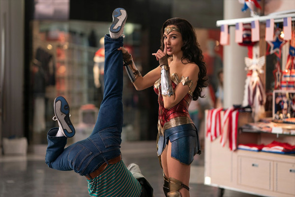 7 Film Paling Jelek yang Pernah Dibintangi Gal Gadot