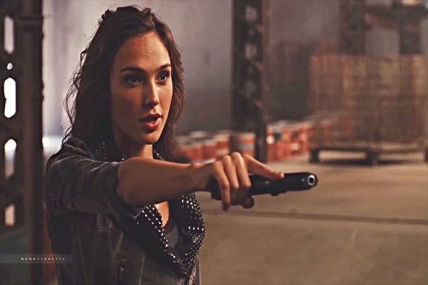 7 Film Paling Jelek yang Pernah Dibintangi Gal Gadot