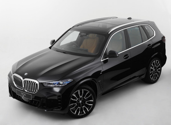 Tak Ingin Terjungkal dari Tahta, BMW X5 Berdandan Buat Orang Kaya Indonesia