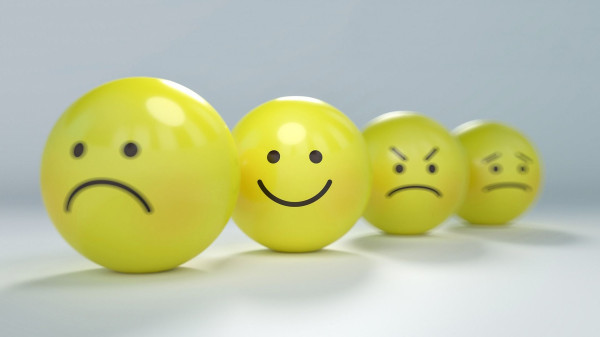 Gejala Mood Swing saat PMS dan Cara Mengatasinya, Cewek-Cowok Wajib Tahu!