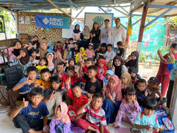 Sumbangkan Ratusan Buku di Tangerang, MNC Peduli Ingin Dorong Visi Generasi Emas 2045