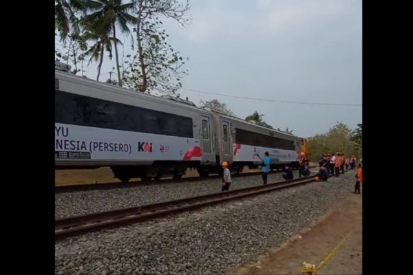 Kecelakaan di Kulonprogo Yogyakarta, KA Argo Semeru dan Argo Wilis Dievakuasi