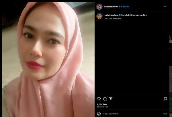 Digugat Cerai Idham Masse, Catherine Wilson Tampil Berhijab dan Rajin Ikut Pengajian
