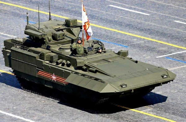 Rusia Kembangkan Tank Unik T-15 Armata, Pengangkut Bahan Bakar di Medan Perang