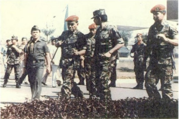 Hebat! Cuma dengan 5 Prajurit, Jenderal Kopassus Ini Kalahkan Ratusan Pemberontak PRRI