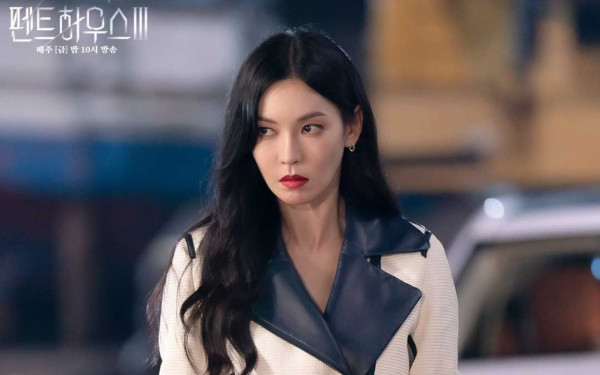 6 Drakor dengan Karakter Cegil alias 'Cewek Gila', Terbaru Doona!