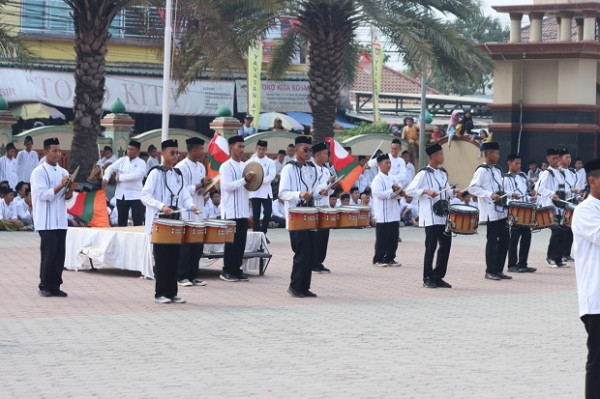 Peringatan Hari Santri Nasional 2023 di Ponpes Attaqwa Bekasi Berlangsung Meriah
