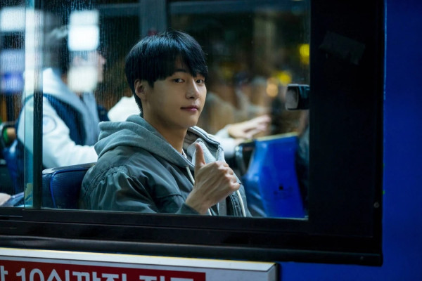 13 Biodata dan Akun Instagram Pemain Drama Korea Doona!