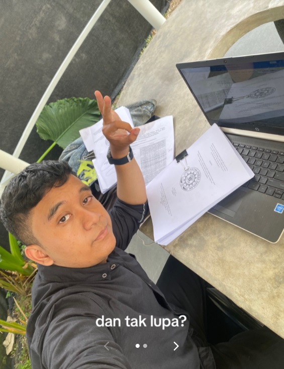 Viral! Mahasiswa Ini Tulis Nama Cipung Rayyanza di Halaman Persembahan Skripsinya