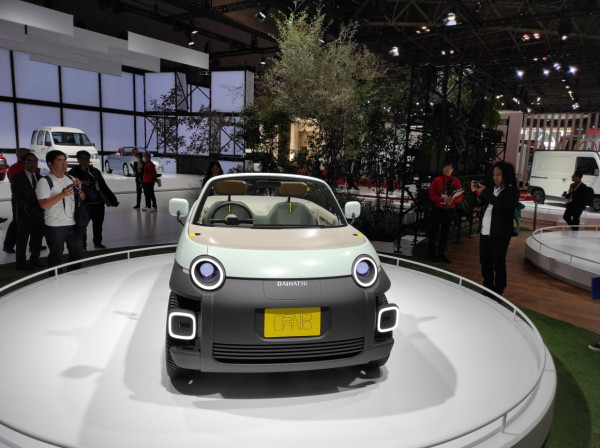 Daihatsu Resmi Perkenalkan 5 Mobil Konsep di JMS 2023