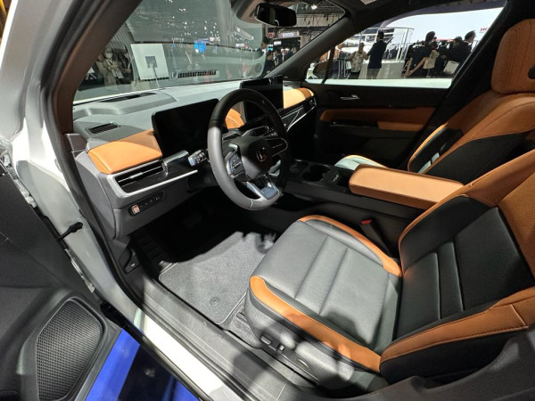 Dipamerkan di Japan Mobility Show 2023, SUV Listrik Honda Prologue Goda Pasar Amerika