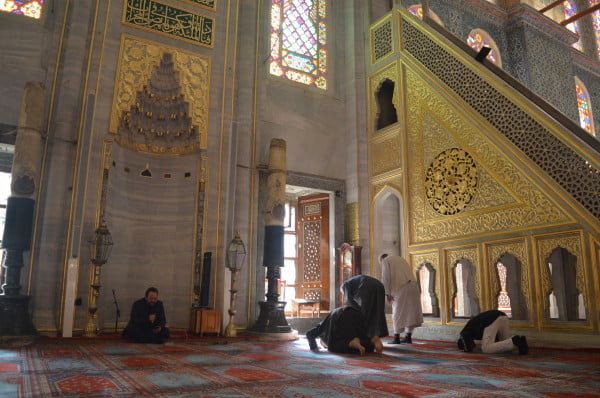 Menyelami Keindahan dan Kemegahan Masjid Biru di Istanbul Turki