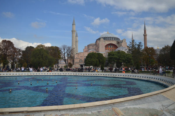 7 Keindahan dan Keunikan Hagia Sophia di Istanbul Turki yang Tetap Abadi