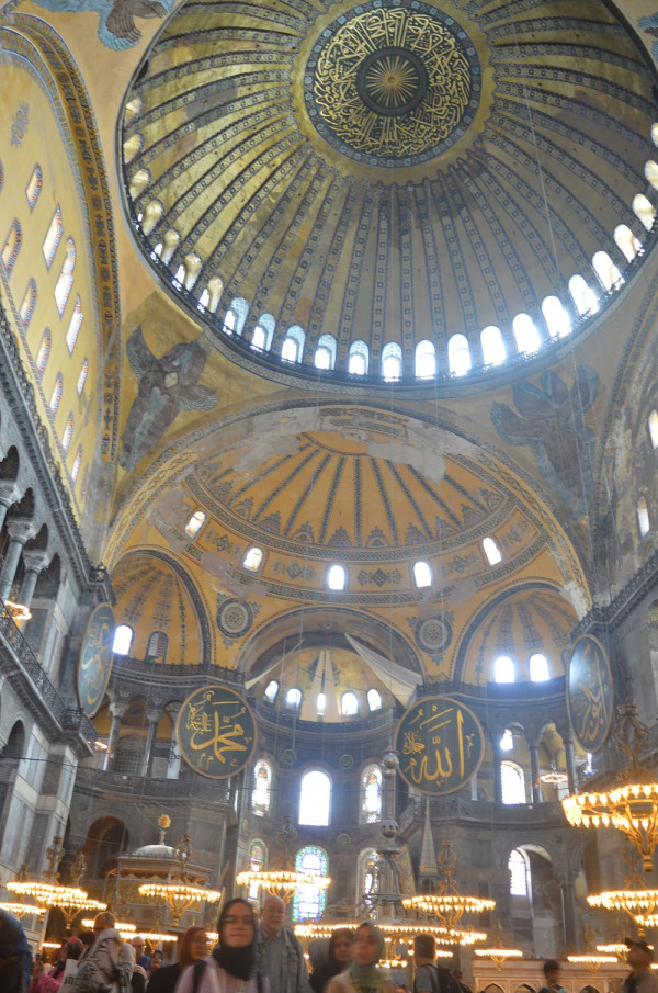 7 Keindahan dan Keunikan Hagia Sophia di Istanbul Turki yang Tetap Abadi