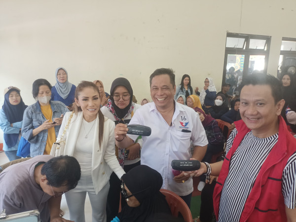Gebyar Sumpah Pemuda, Perindo Bagikan 10.000 Kacamata Baca Gratis hingga Donor Darah di Depok