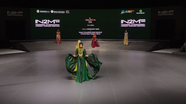 IN2MF 2023 Hari Terakhir Tampilkan Warna-warni Modest Fashion