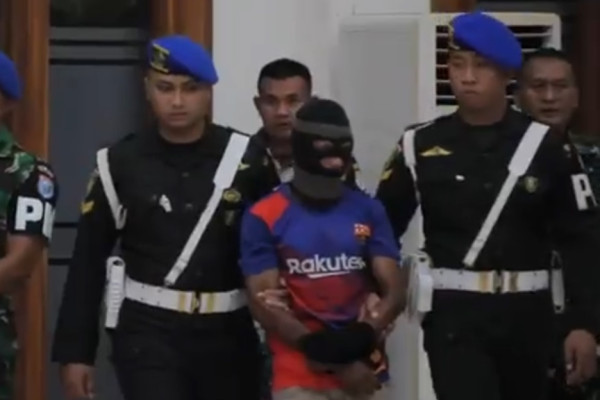 Prajurit Intel TNI AD Tangkap Warga NTT saat Selundupkan 11 Kg Sabu dari Malaysia